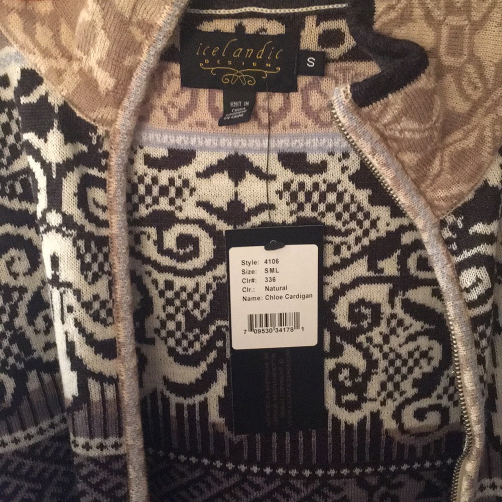 Icelandic Design Cardigan